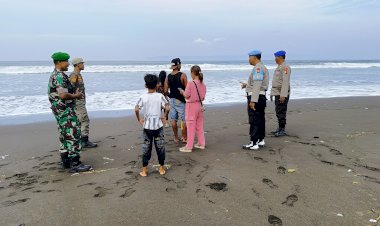Polairud-Polres-Jember-Tingkatkan-Patroli-Kawasan-Wisata-Pantai-Saat-Lebaran