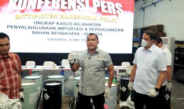 Kemendag-RI-Apresiasi-Polri-yang-Berhasil-Bongkar-Perdagangan-Ilegal-Sianida-di-Jawa-Timur