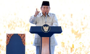 Presiden-Apresiasi-Peran-Polri-dan-Koperasi-dalam-Panen-Raya-Jagung-di-Bengkayang