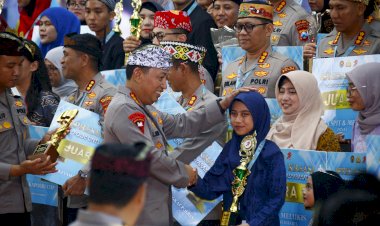Kapolri-Berikan-Apresiasi-Kepada-Adhisty-Atas-Juara-Lomba-Melukis-Difabel