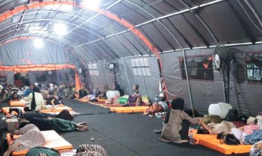 Polda-Jatim-Siapkan-Posko-Crisis-Center-di-RS-Bhayangkara-Surabaya-Untuk-Keluarga-Korban-Robohnya-Bangunan-Ponpes-Al---Khoziny