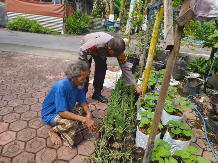 Bhabinkamtibmas Desa Grogol Ajak Warga Optimalkan Pekarangan Rumah Demi Wujudkan Swasembada Pangan