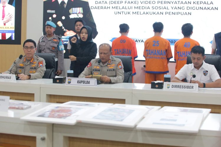 Polda Jatim Amankan Tiga Tersangka Pembuat dan Penyebar Video Hoax Catut Nama Gubernur