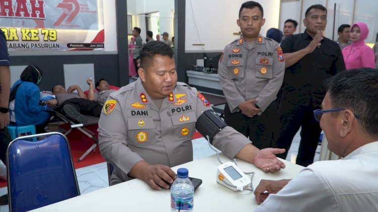 Sambut Hari Bhayangkara ke-79, 100 Personel Polres Pasuruan Donor Darah untuk Kemanusiaan