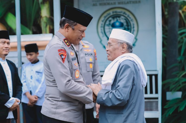 Kapolda Jatim Kunjungi Pondok Pesantren Al-Hikmah Melathen di Tulungagung