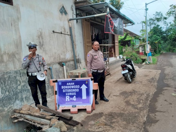 Polres Bondowoso Maksimalkan Pengaturan Lalu Lintas Pascaputusnya Jembatan Sukowiryo