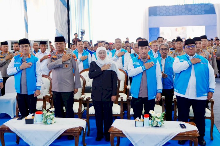 Silaturahmi Ramadhan Bareng KSPSI di Jatim, Kapolri Ajak Buruh Bersatu Dukung Upaya Perdamaian Presiden